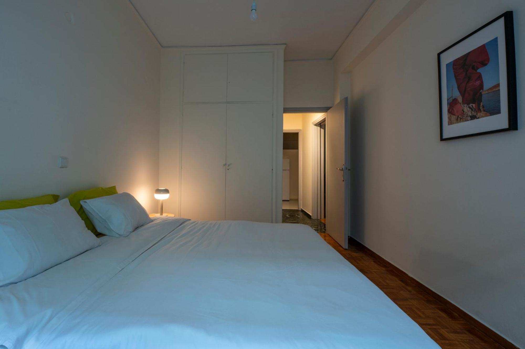 Tranquility Downtown Athens Apartment Exterior photo