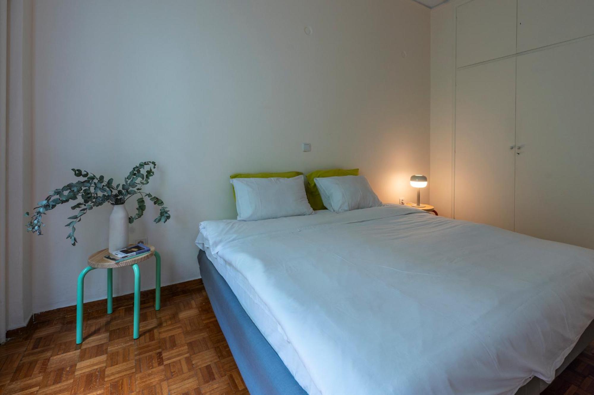 Tranquility Downtown Athens Apartment Exterior photo
